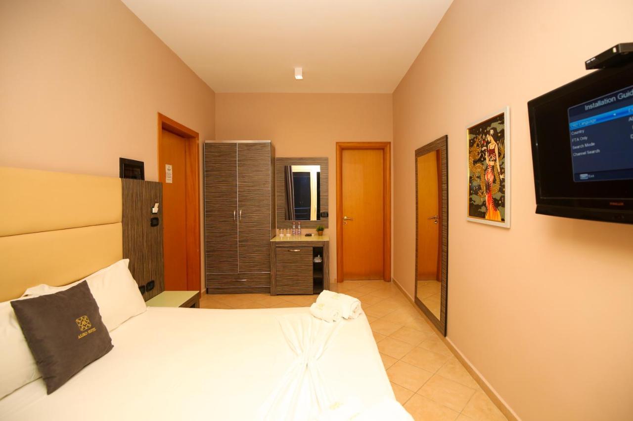Hotel Aliko Vlorë Exteriör bild
