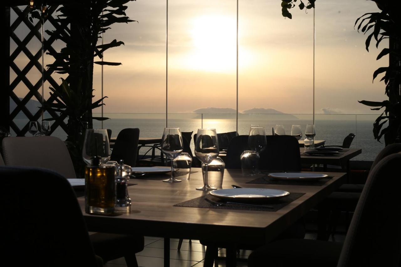Hotel Aliko Vlorë Exteriör bild