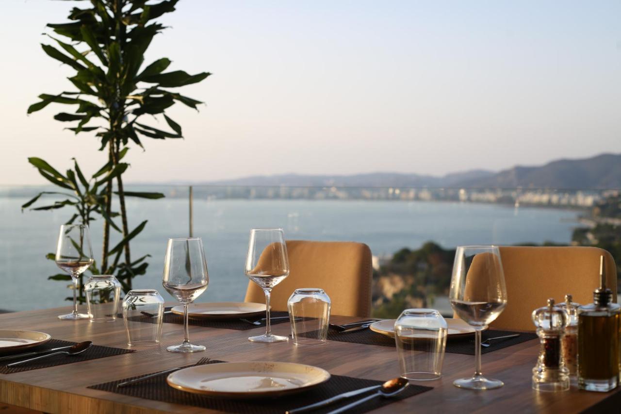 Hotel Aliko Vlorë Exteriör bild